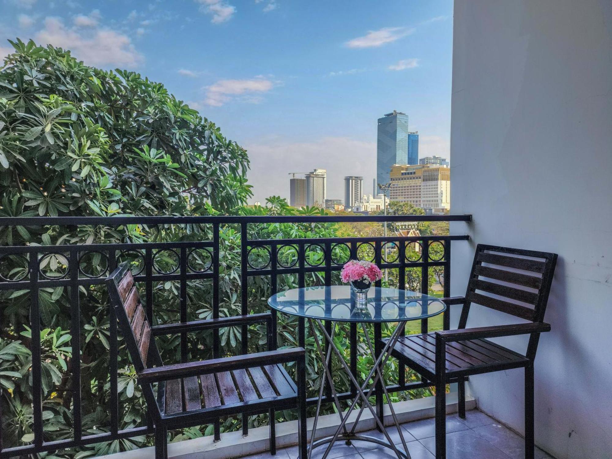 889 Boutique Hotel بنوم بنه المظهر الخارجي الصورة