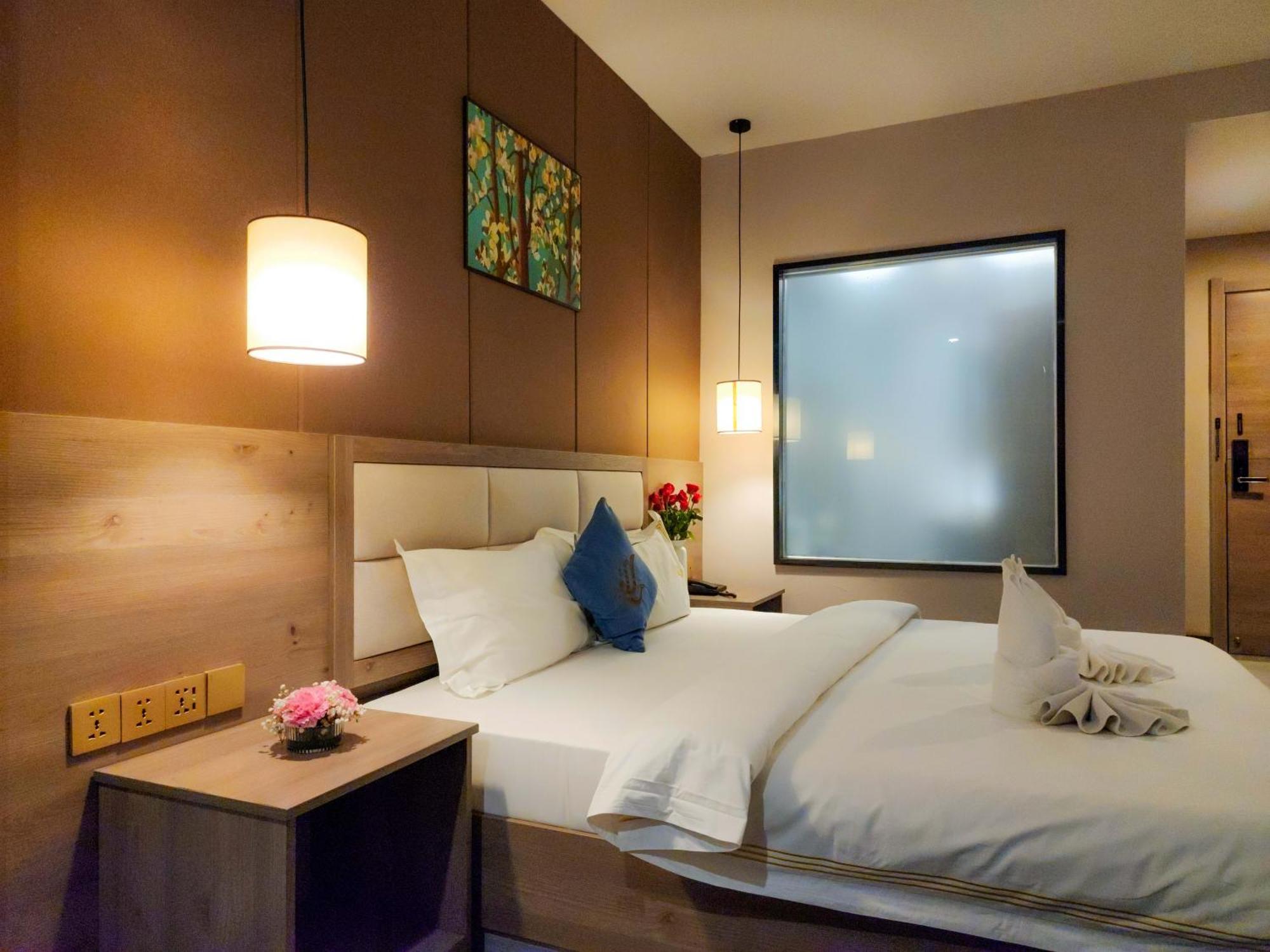 889 Boutique Hotel بنوم بنه المظهر الخارجي الصورة